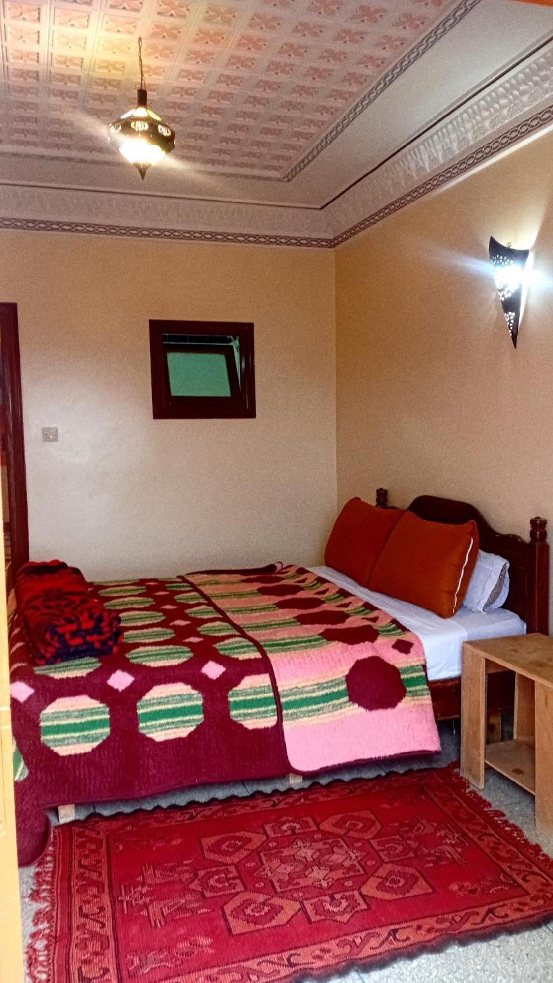 Hotel Almanader Boumalne Buitenkant foto