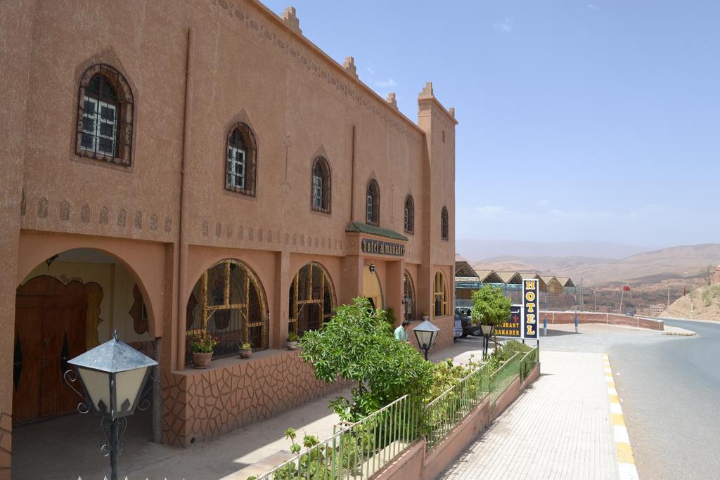 Hotel Almanader Boumalne Buitenkant foto