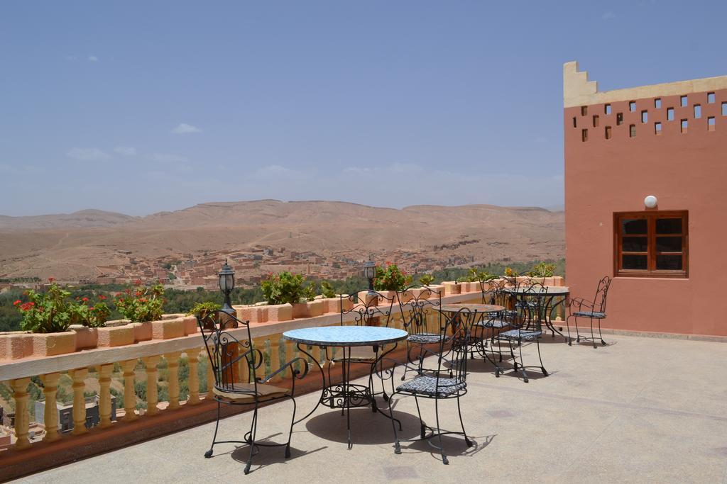 Hotel Almanader Boumalne Buitenkant foto