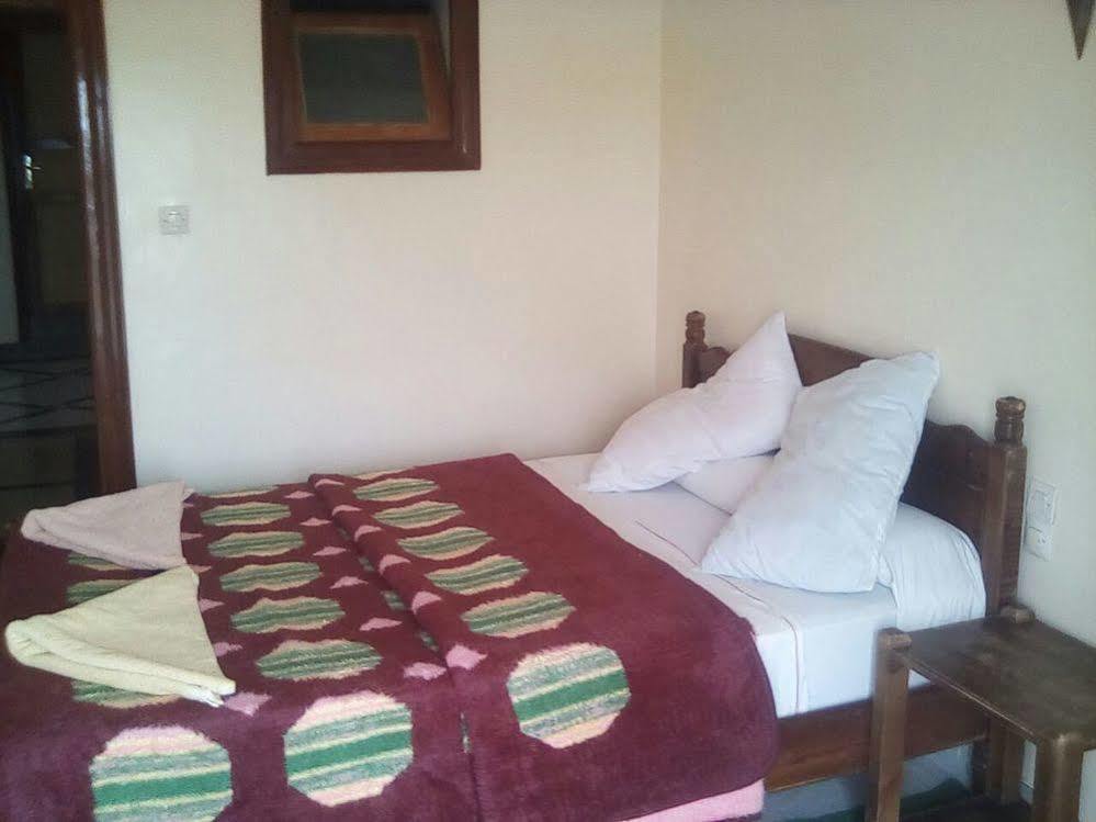 Hotel Almanader Boumalne Buitenkant foto